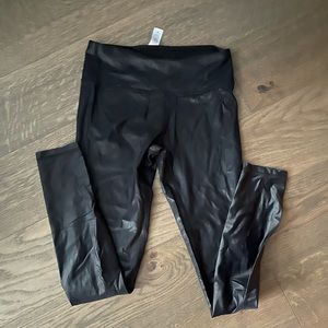 Lululemon Ivivva shiny leggings